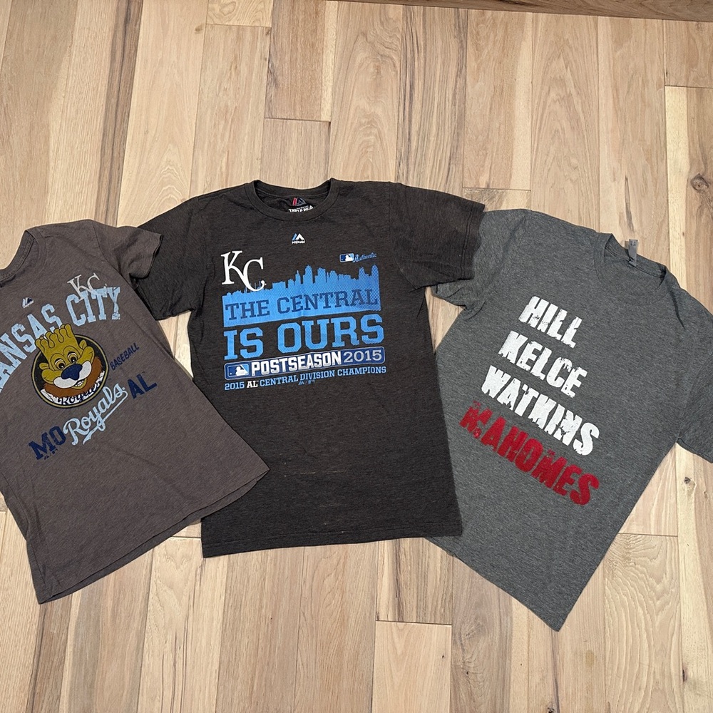 Kansas City Royals / Chiefs T-Shirt Bundle